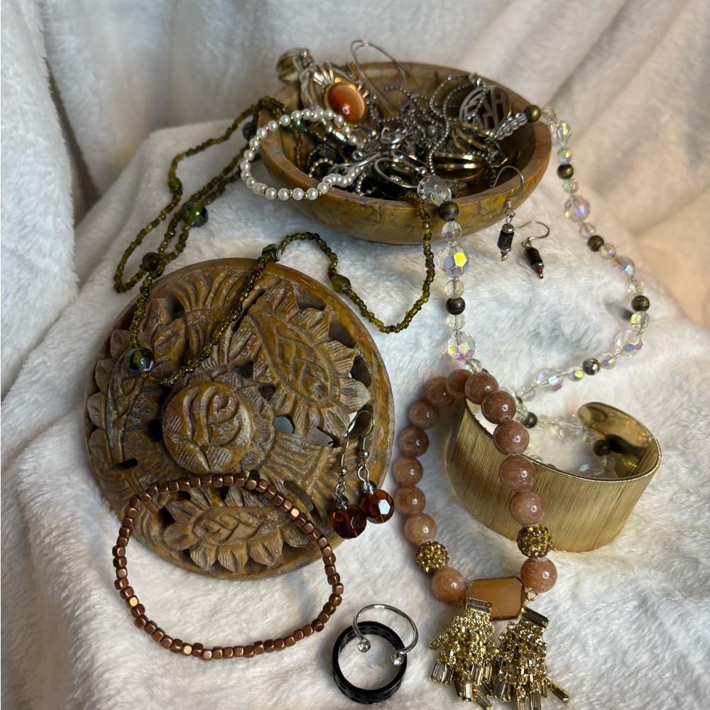 Mystery Jewlery Jar